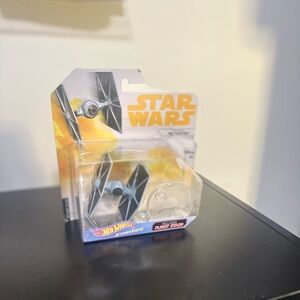 Star Wars TIE Fighter Playset - Black and Gray